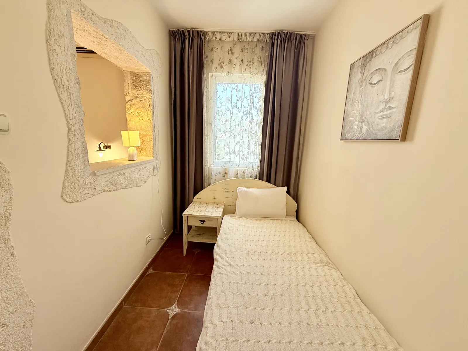 Standard Twin Room — photo 3